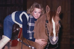 Tanya Tucker a caballo alrededor de 1978.
